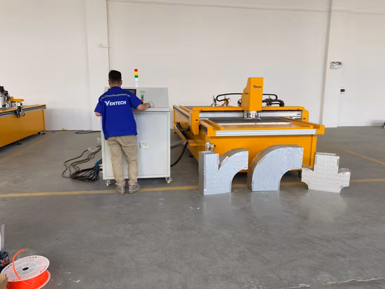 Máquina cortadora de paneles de conductos de espuma sándwich para HVAC
