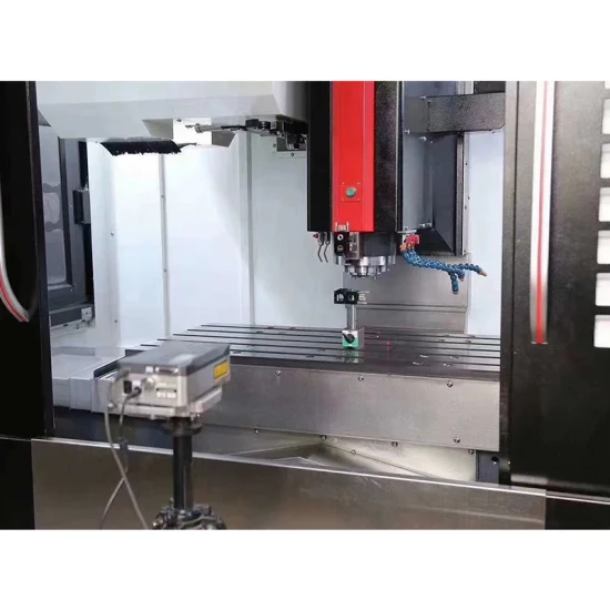 China Venta caliente Vmc650 Fresado CNC de alta precisión Corte Perforación Roscado y grabado Centro de mecanizado vertical Máquina CNC